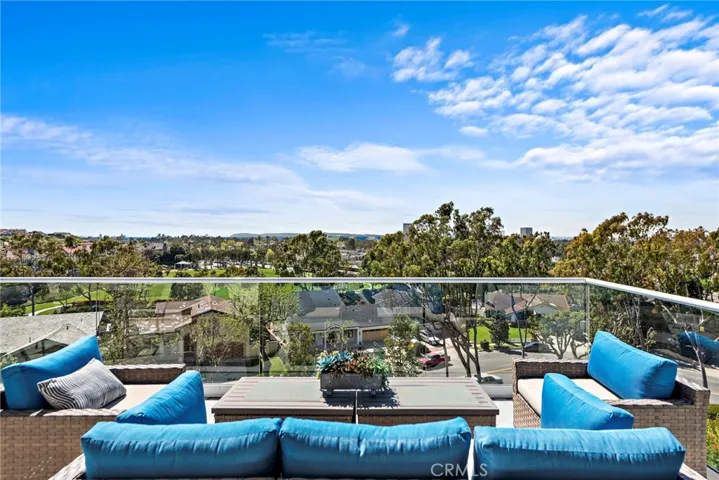 Enjoy the year-round sunset and city light views from the great room and deck.