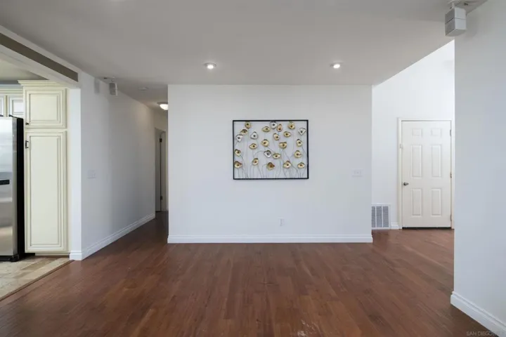 4582 Chateau Drive, San Diego, California 92117