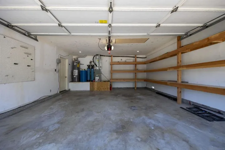 4582 Chateau Drive, San Diego, California 92117