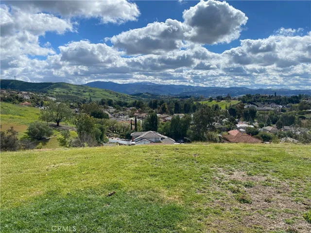 3875 Crest Drive, Yorba Linda, California 92886
