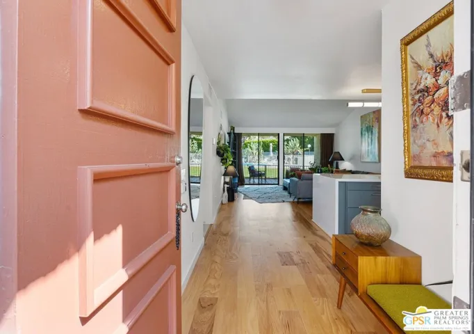 1041 S La Verne Way, Palm Springs, California 92264