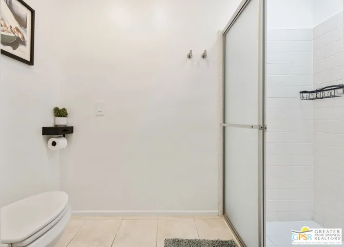 1041 S La Verne Way, Palm Springs, California 92264