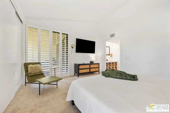 1041 S La Verne Way, Palm Springs, California 92264