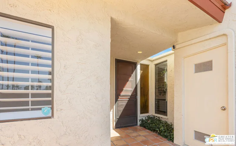 1041 S La Verne Way, Palm Springs, California 92264