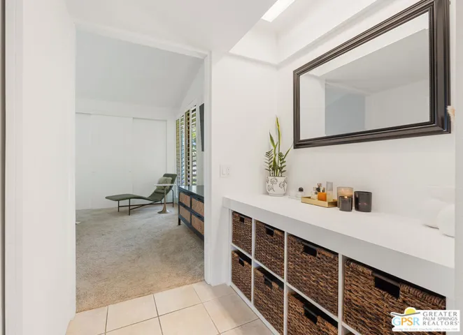 1041 S La Verne Way, Palm Springs, California 92264