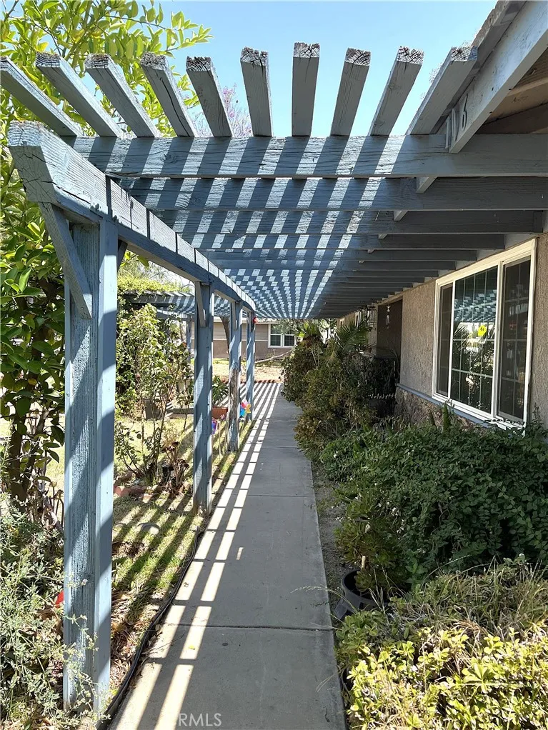 1061 N Perris Boulevard, Perris, California 92571 home-pic-4