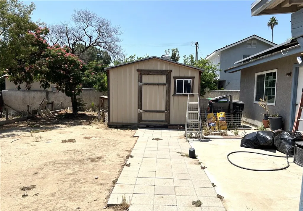 1061 N Perris Boulevard, Perris, California 92571 home-pic-27