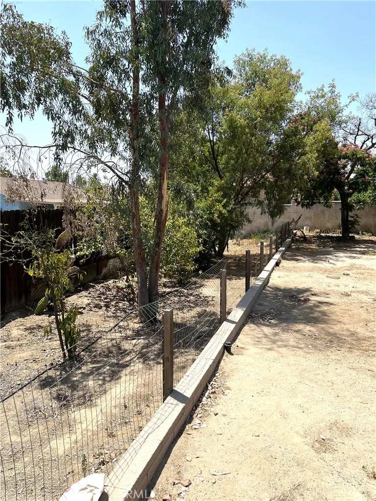 1061 N Perris Boulevard, Perris, California 92571 home-pic-31