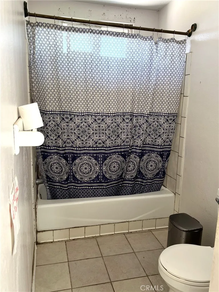 1061 N Perris Boulevard, Perris, California 92571 home-pic-16