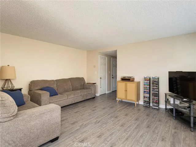 Unit 3 - 1 Bedroom 1 Bath