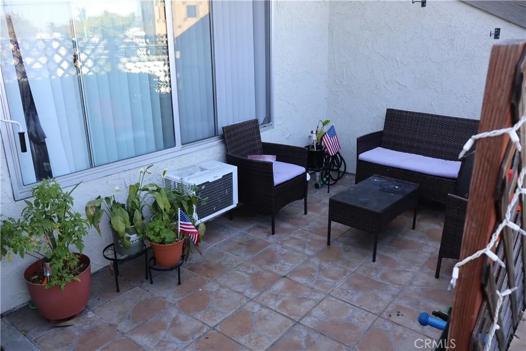 21301 Norwalk Boulevard 93, Hawaiian Gardens, California 90716 home-pic-3