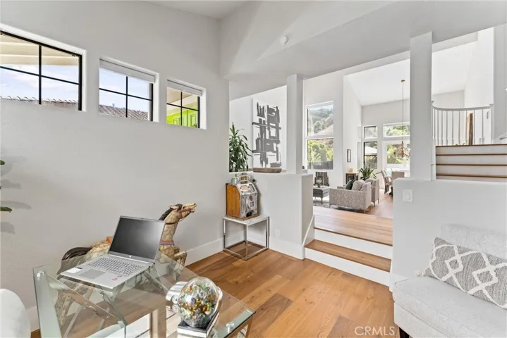 Den/Bonus Room
