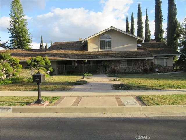 19456 Hiawatha Street, Porter Ranch, California 91326