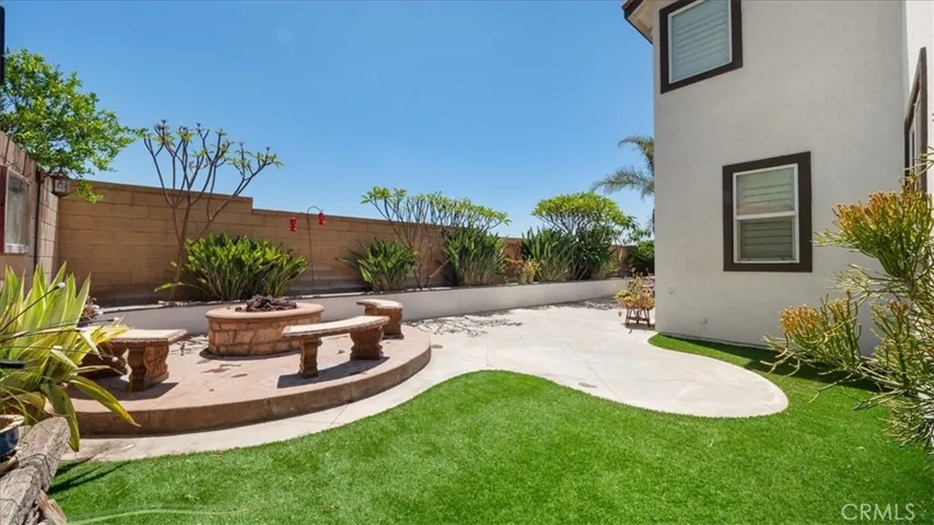 5811 Little Shay Drive, Fontana, California 92336