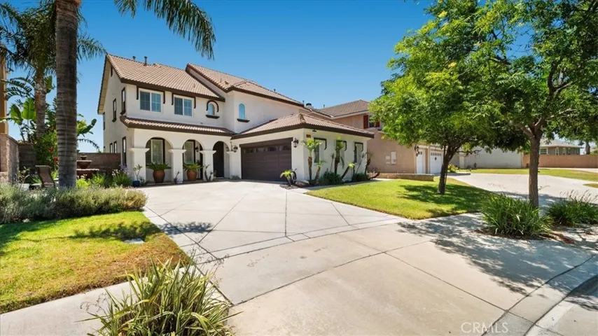 5811 Little Shay Drive, Fontana, California 92336