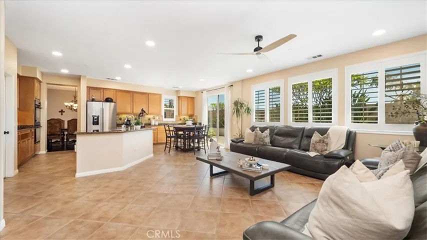 5811 Little Shay Drive, Fontana, California 92336