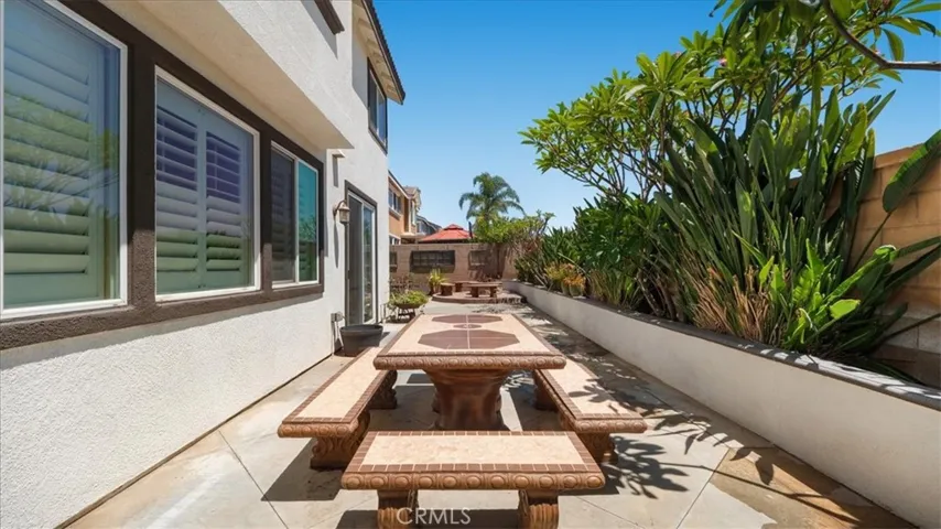 5811 Little Shay Drive, Fontana, California 92336