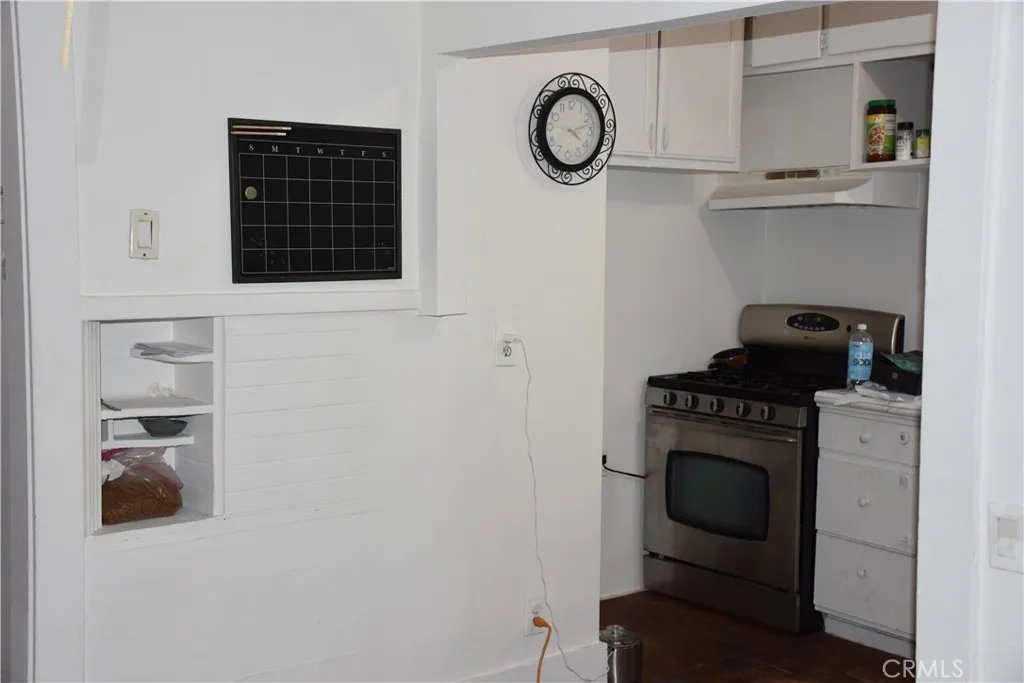 5318 Irvington Place, Los Angeles, California 90042 home-pic-9