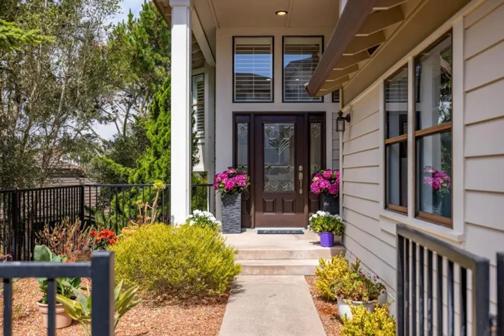 2896 Ransford Avenue, Pacific Grove, California 93950