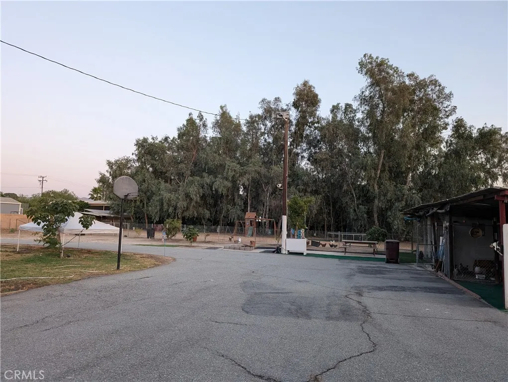 42961 Johnston Avenue, Hemet, California 92544 home-pic-6