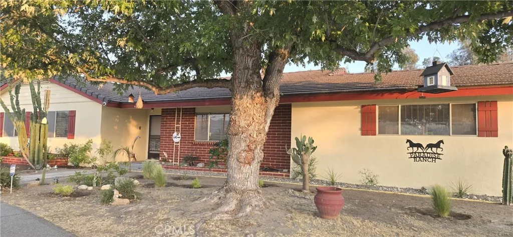 42961 Johnston Avenue, Hemet, California 92544, 3 Bedrooms Bedrooms, ,2 BathroomsBathrooms,Residential,For Sale,Johnston,IV25147920