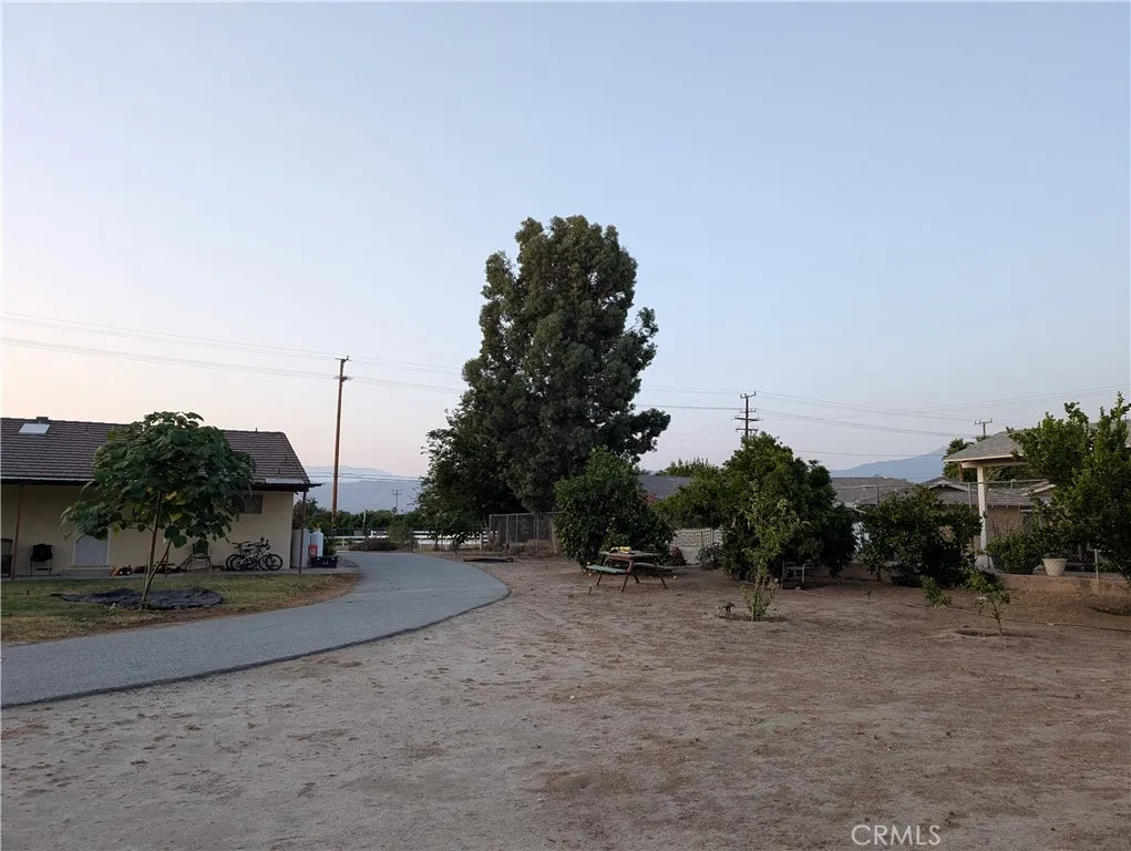 42961 Johnston Avenue, Hemet, California 92544 home-pic-26