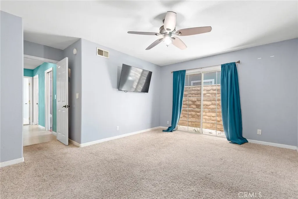 3845 Bayside Street, Simi Valley, California 93063 home-pic-19