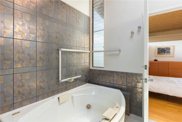 1315 Via Zumaya, Palos Verdes Estates, California 90274