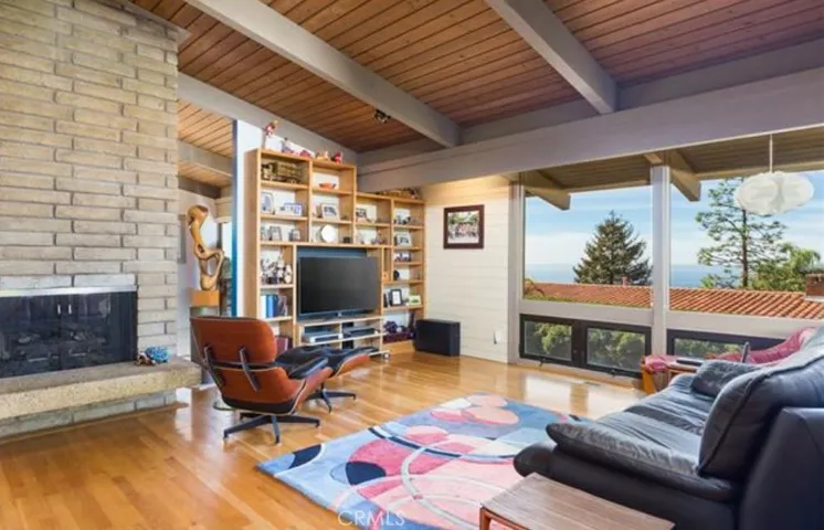 1315 Via Zumaya, Palos Verdes Estates, California 90274