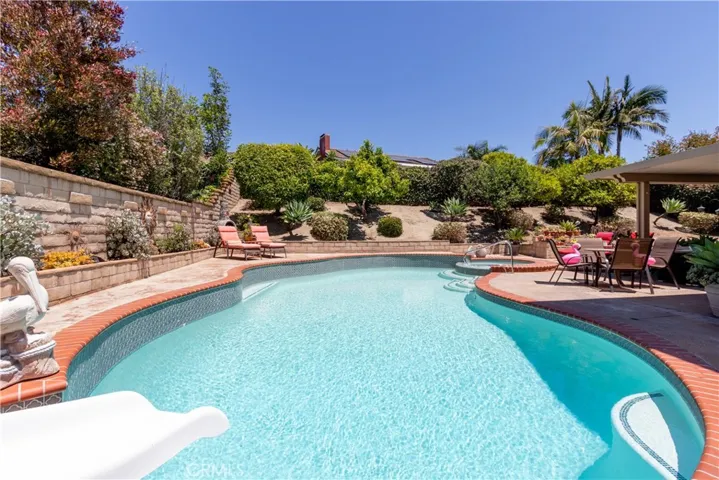 Resort-like backyard.