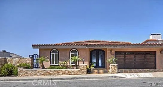 621 Loretta Drive, Laguna Beach, California 92651