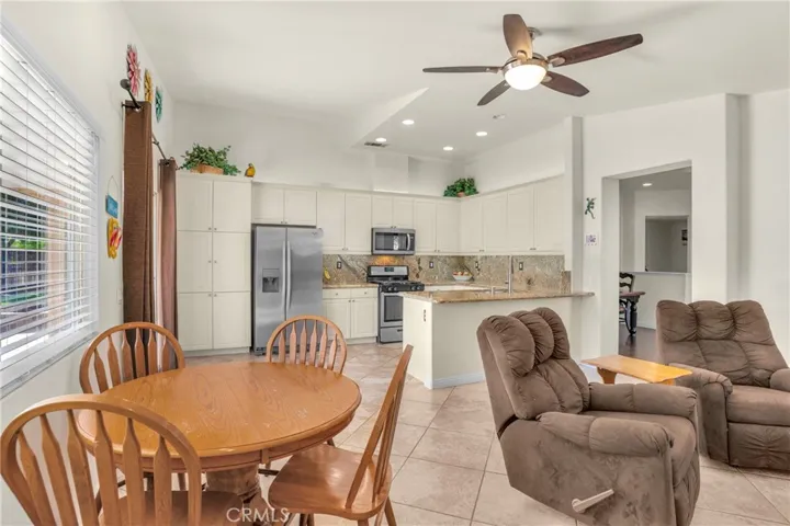 21803 Heliotrope Lane, Wildomar, California 92595