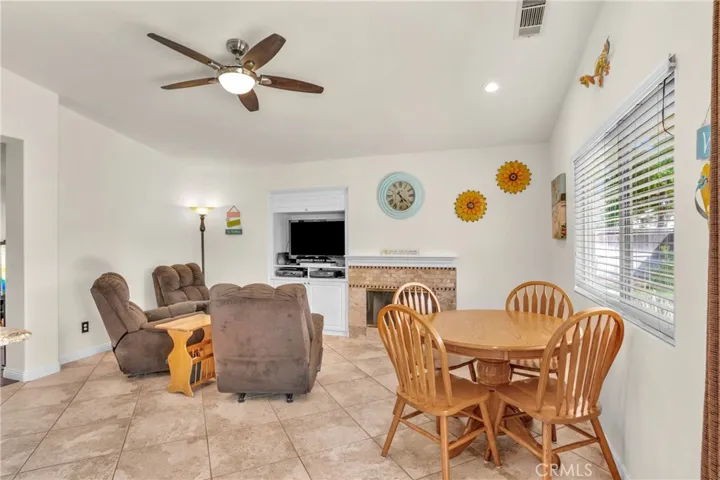 21803 Heliotrope Lane, Wildomar, California 92595