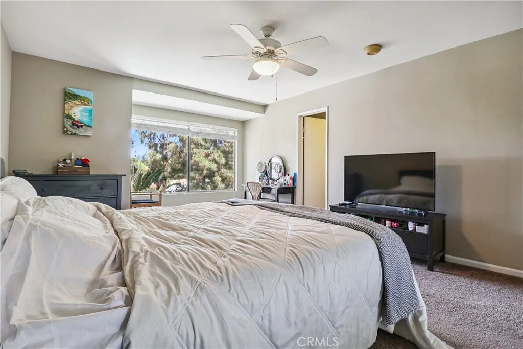 1832 Oak Tree Drive 13, Los Angeles, California 90041 home-pic-16