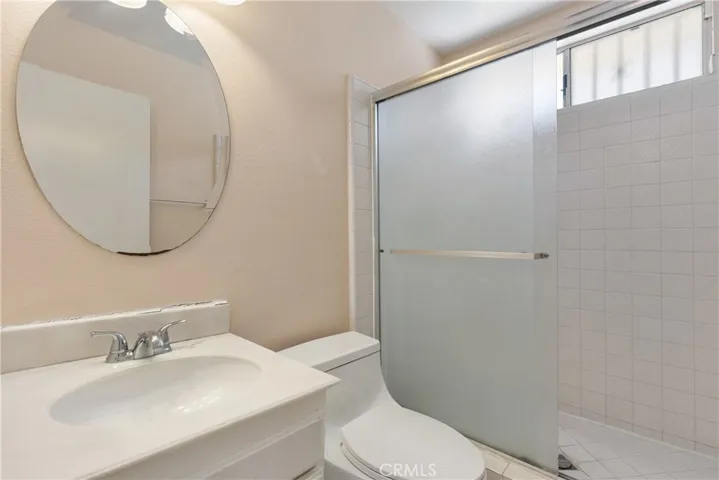 Downstairs Full Bath