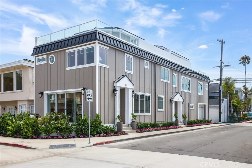 825 W Bay Avenue B, Newport Beach, California 92661 home-pic-17