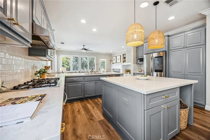 8850 E Cloudview Way, Anaheim Hills, California 92808