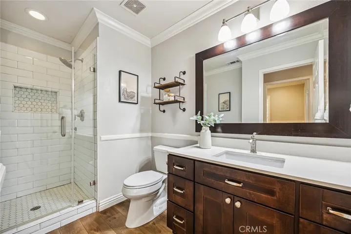 Downstairs full bath