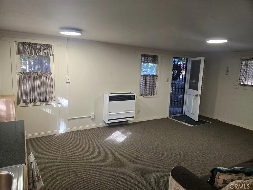 25035 Moon Drive, Crestline, California 92325 home-pic-2