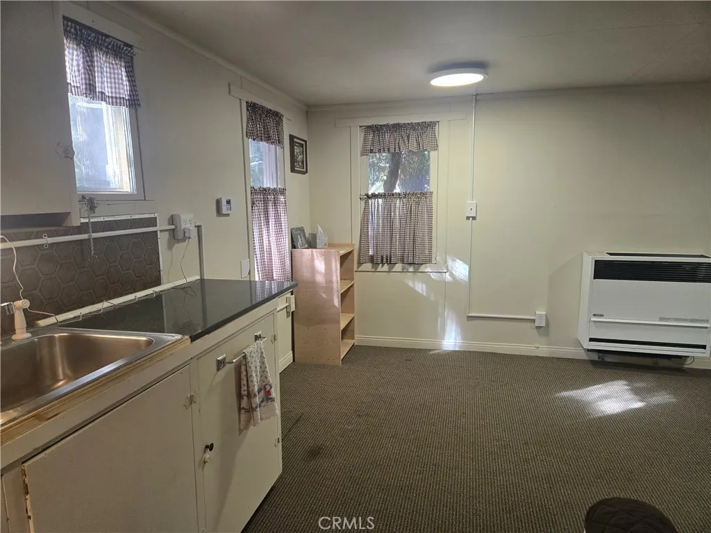 25035 Moon Drive, Crestline, California 92325 home-pic-5