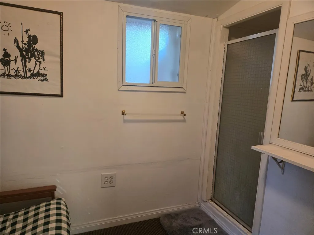 25035 Moon Drive, Crestline, California 92325 home-pic-7