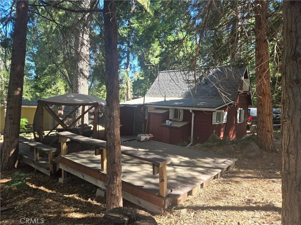 25035 Moon Drive, Crestline, California 92325 home-pic-13