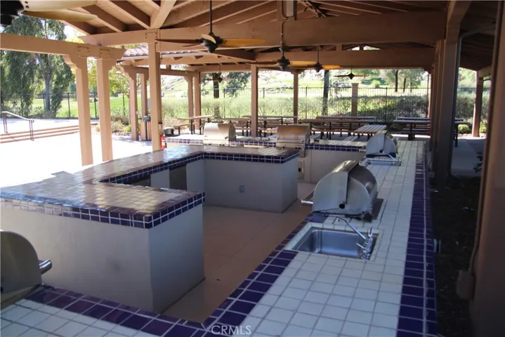 650 Zarahias Cr, Hemet, California 92545