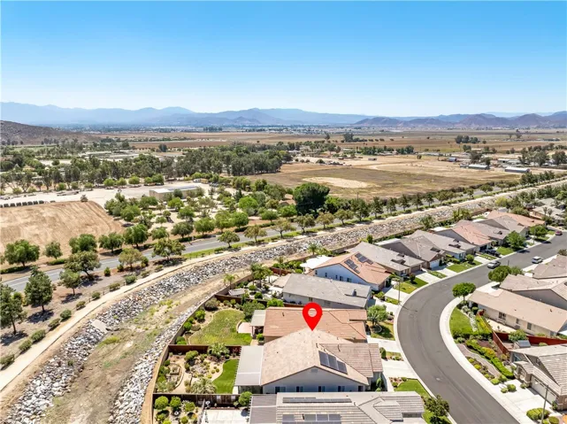 650 Zarahias Cr, Hemet, California 92545