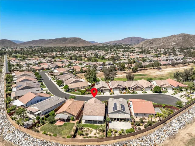650 Zarahias Cr, Hemet, California 92545