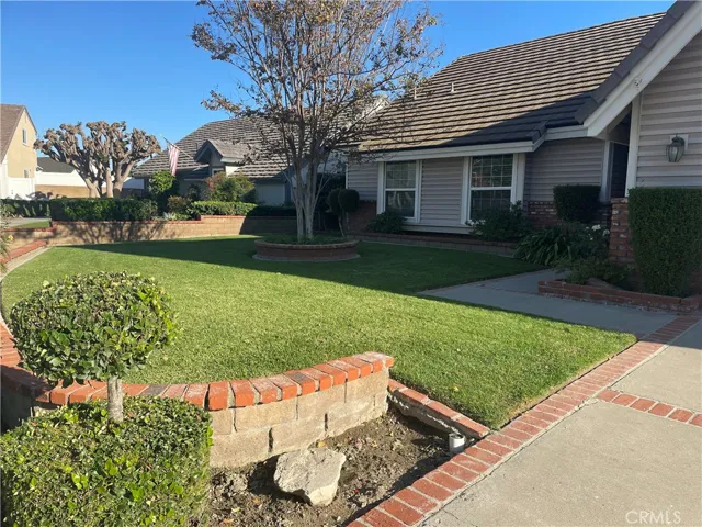 20736 Cottonwood Road, Yorba Linda, California 92887