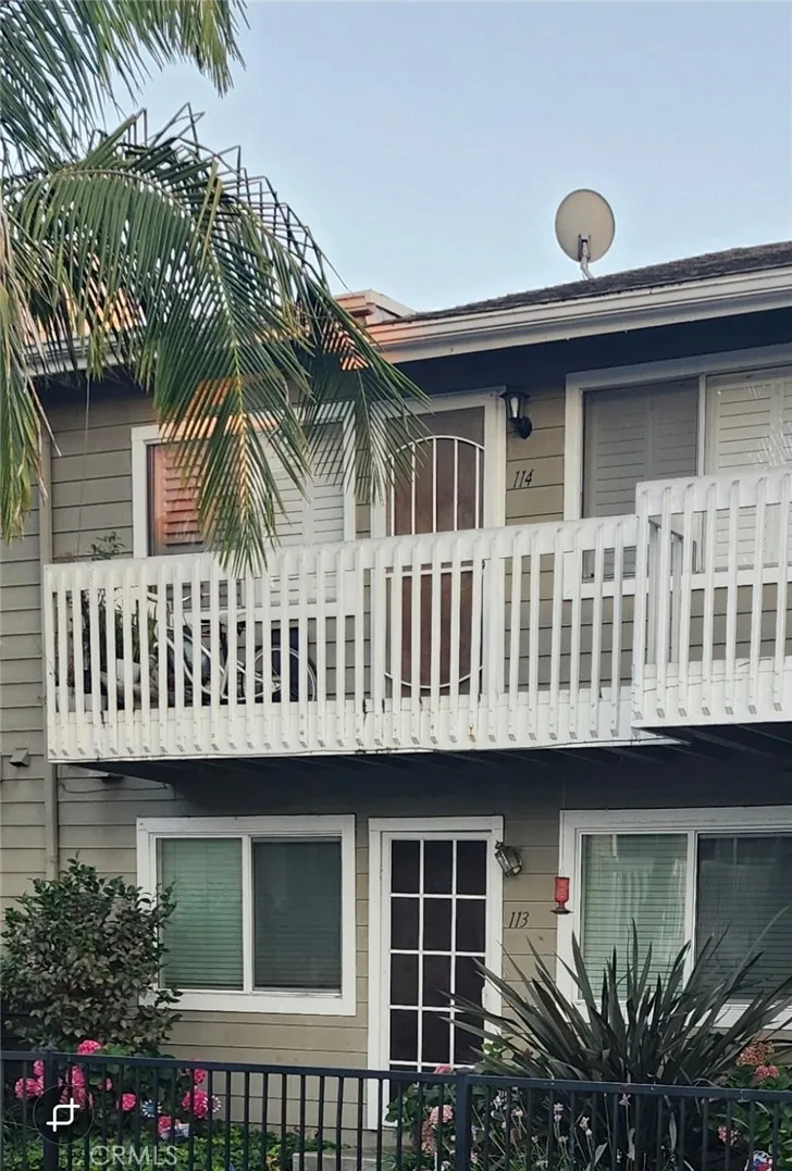 14851 Mulberry Drive 114, Whittier, California 90604, 2 Bedrooms Bedrooms, ,2 BathroomsBathrooms,Residential,For Sale,Mulberry,DW25098944
