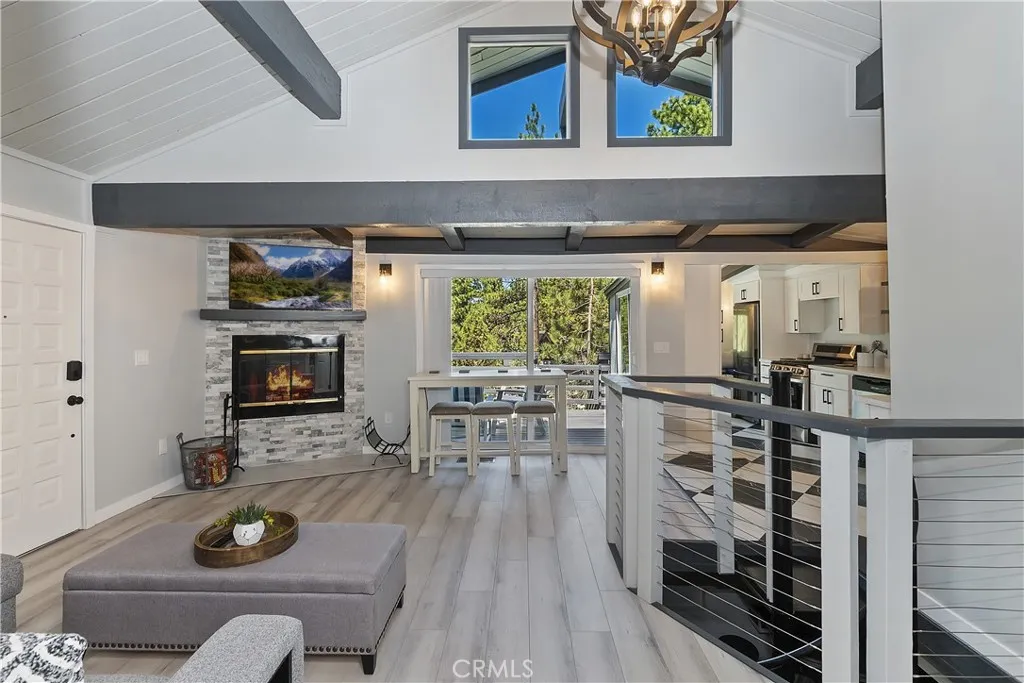 580 Lucerne Drive, Big Bear Lake, California 92315 home-pic-3