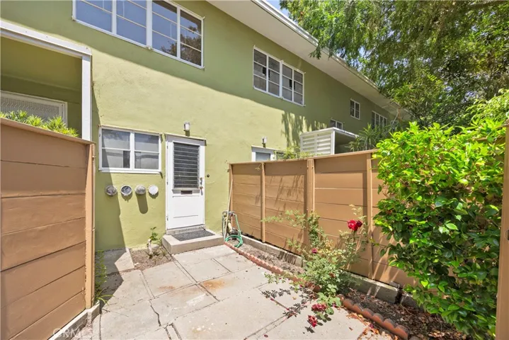 5188 Village Green, Los Angeles, California 90016