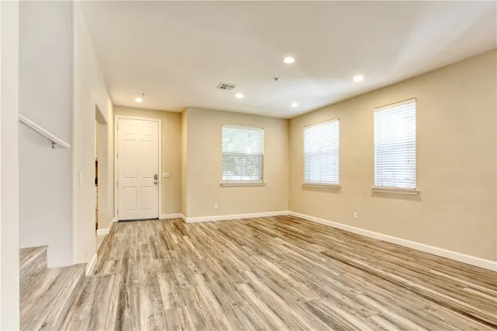3591 Sacramento Drive 50, San Luis Obispo, California 93401